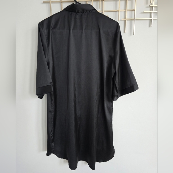 Elegant Black Silk/Satin Button Down Dress - Picture 6 of 9
